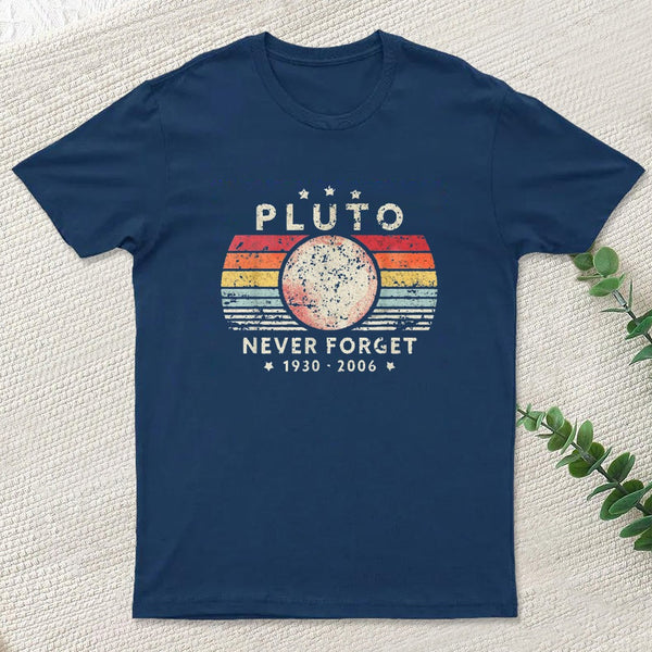 Never Forget Pluto Retro Style Entrageek T-Shirt