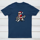 Santa Cat on A Raccoon Entrageek T-Shirt