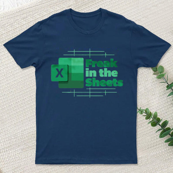 Freak In The Sheets Green Design Entrageek T-Shirt
